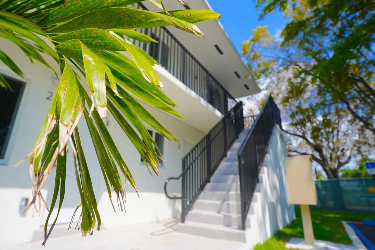 5990 NW 14th Ave - Photo 7 of 10