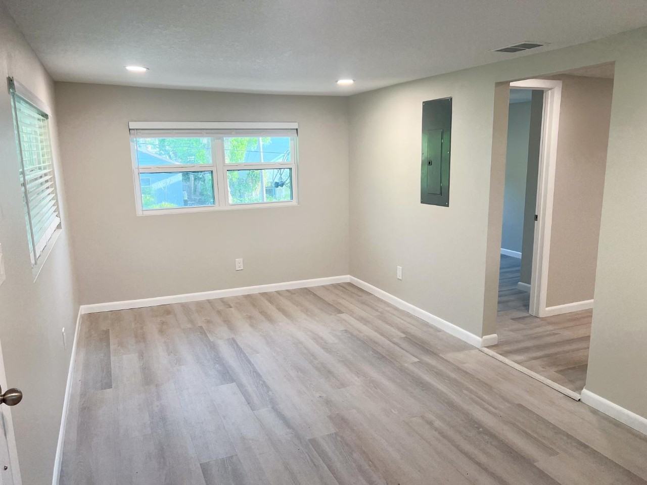 31 & 33 Olive St - Photo 2 of 10