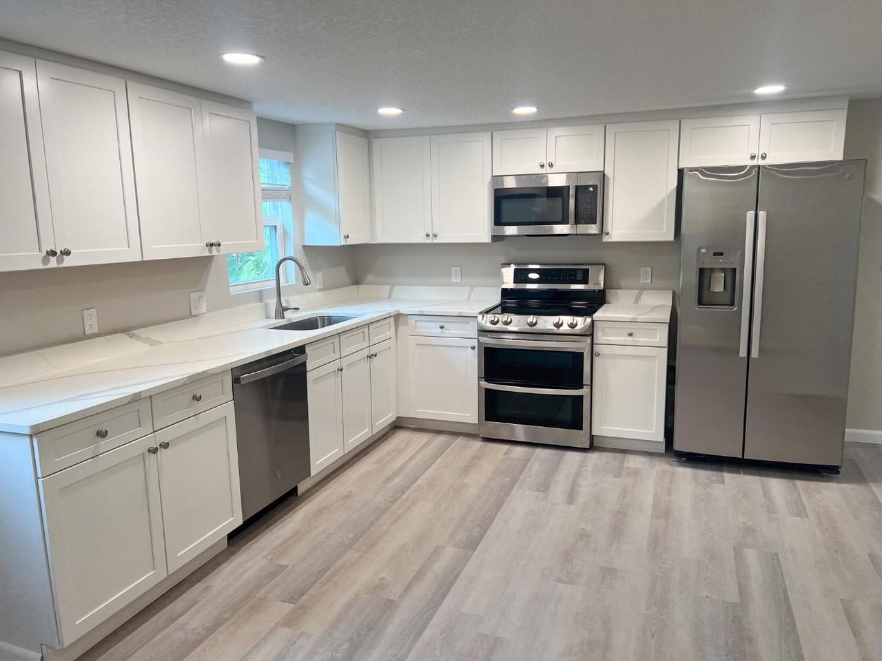 31 & 33 Olive St - Photo 3 of 10