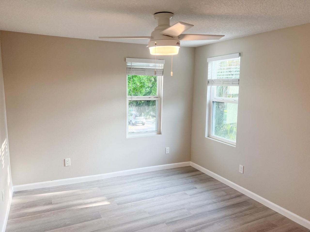 31 & 33 Olive St - Photo 4 of 10