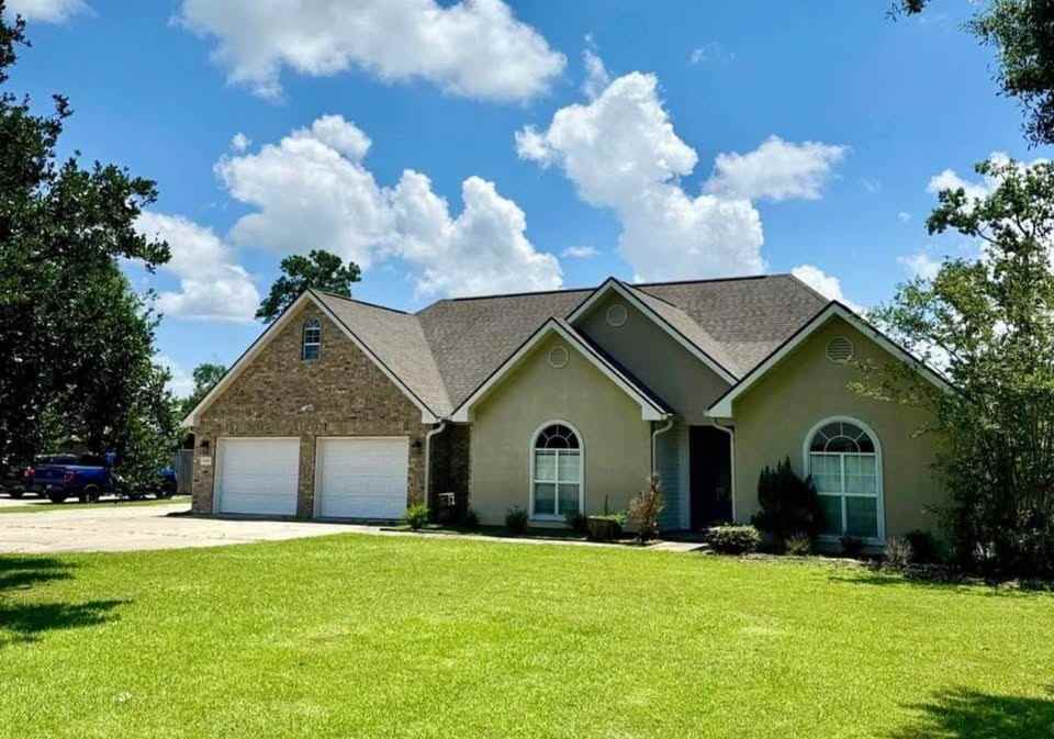 1110 Athens Dr - Photo 2 of 20