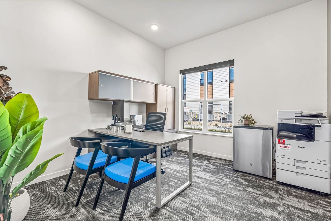 Asher Apartments - Photo 7 of 25