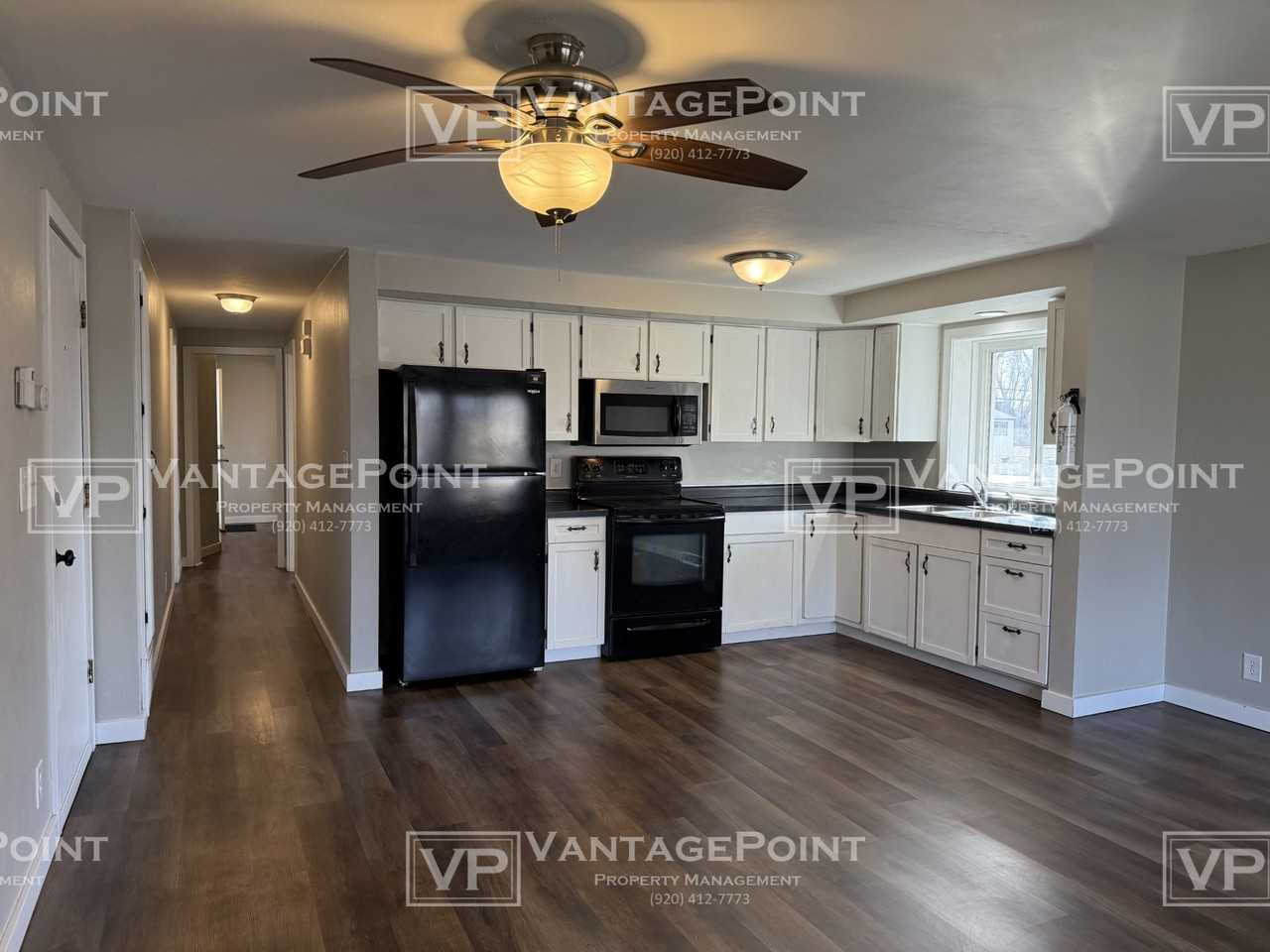 231 E Calumet St #3 - Photo 6 of 14