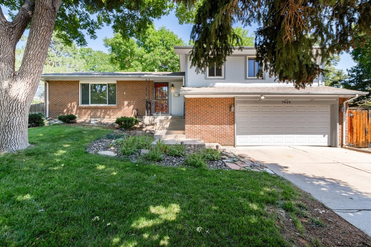 7426 S Quince Ct - Photo 2 of 45