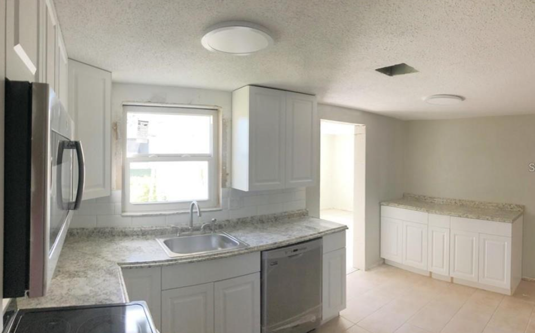 7224 Potomac Dr #1 - Photo 5 of 18