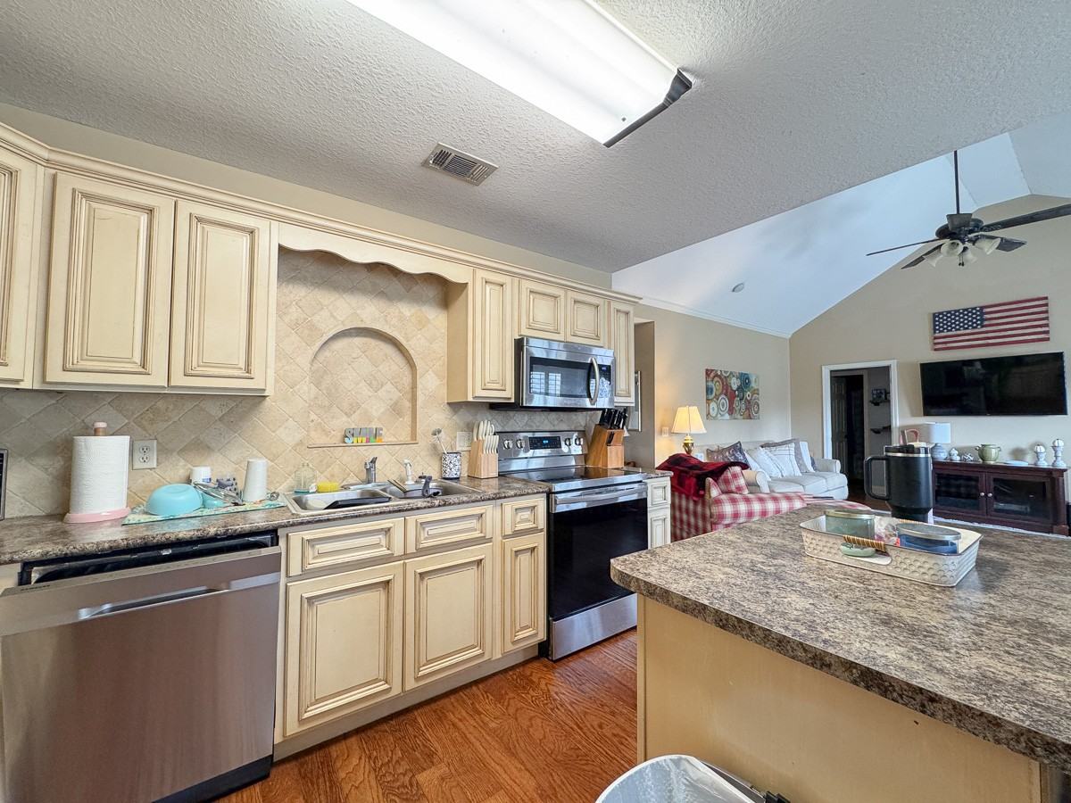 112 Tuscany Trl #1 - Photo 7 of 24