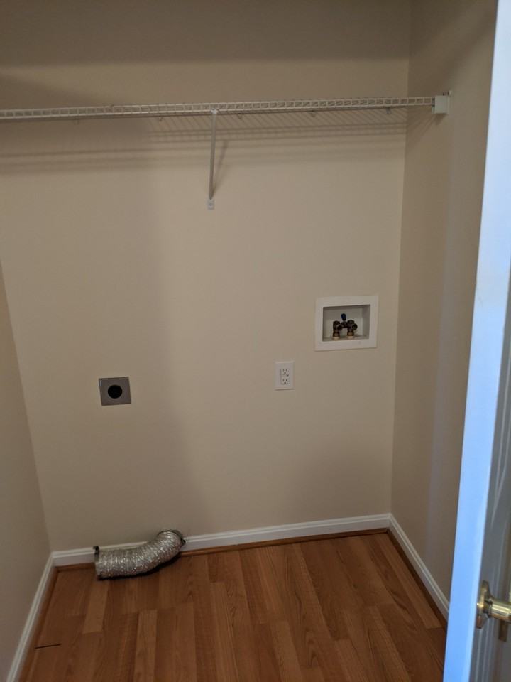 10500 Chariot Run Ct #10500-204 - Photo 7 of 23