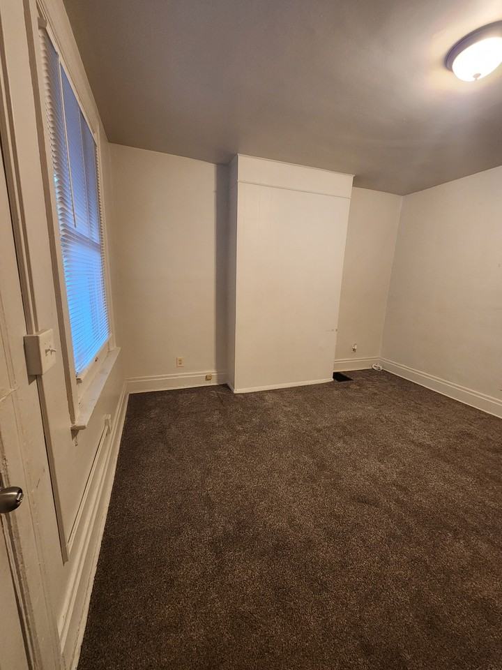 7311 Burton StreetFront - Photo 3 of 30