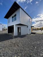 featured image of 404 E Windsor Ct #2