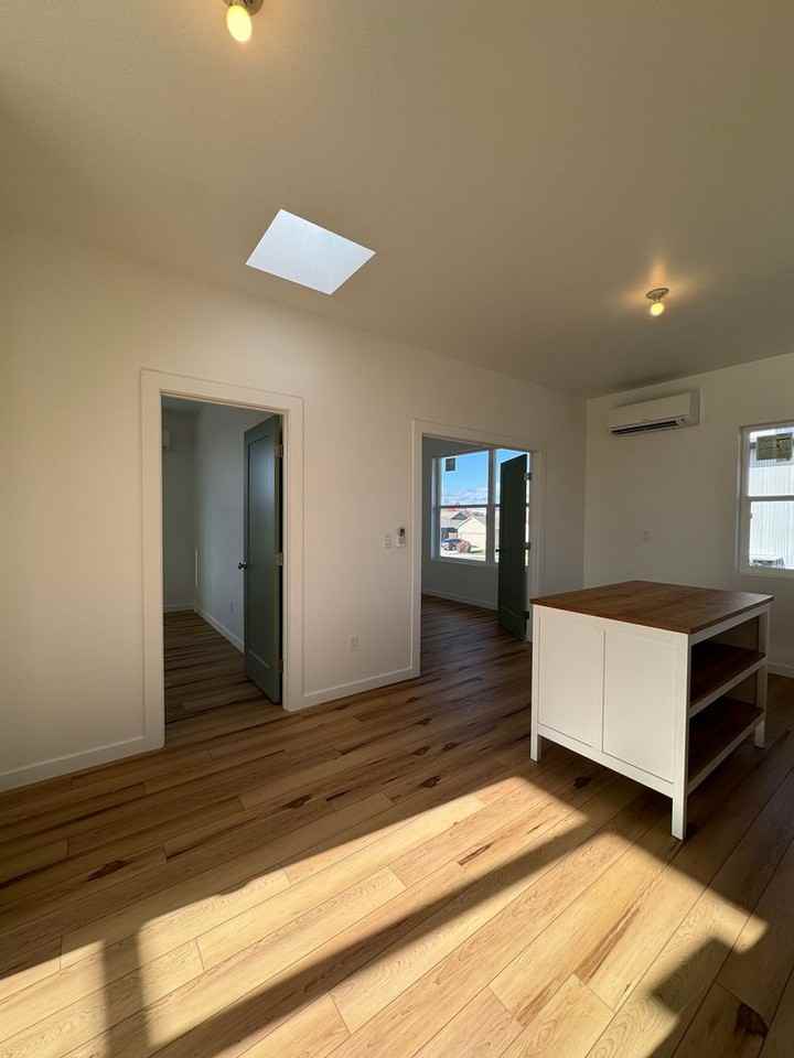 404 E Windsor Ct #2 - Photo 6 of 16