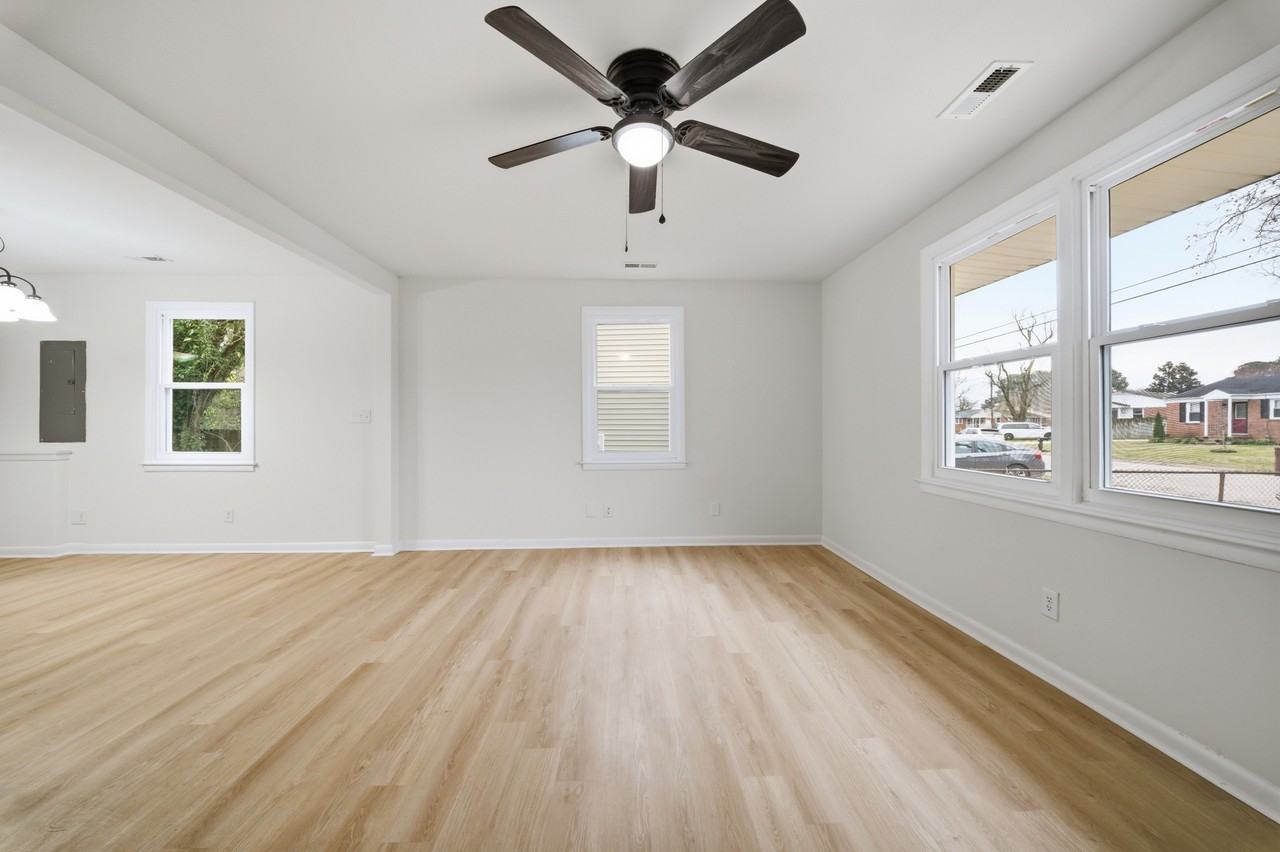 3021 Menands Dr #1 - Photo 3 of 10