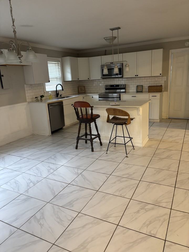 1139 Pine Top Rd #1 - Photo 3 of 9