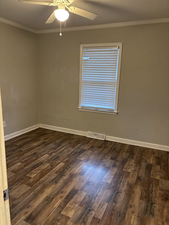 1139 Pine Top Rd #1 - Photo 6 of 9