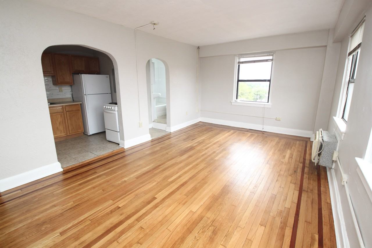 4720 CENTRE AVENUEAPT 7-B #7B - Photo 2 of 10