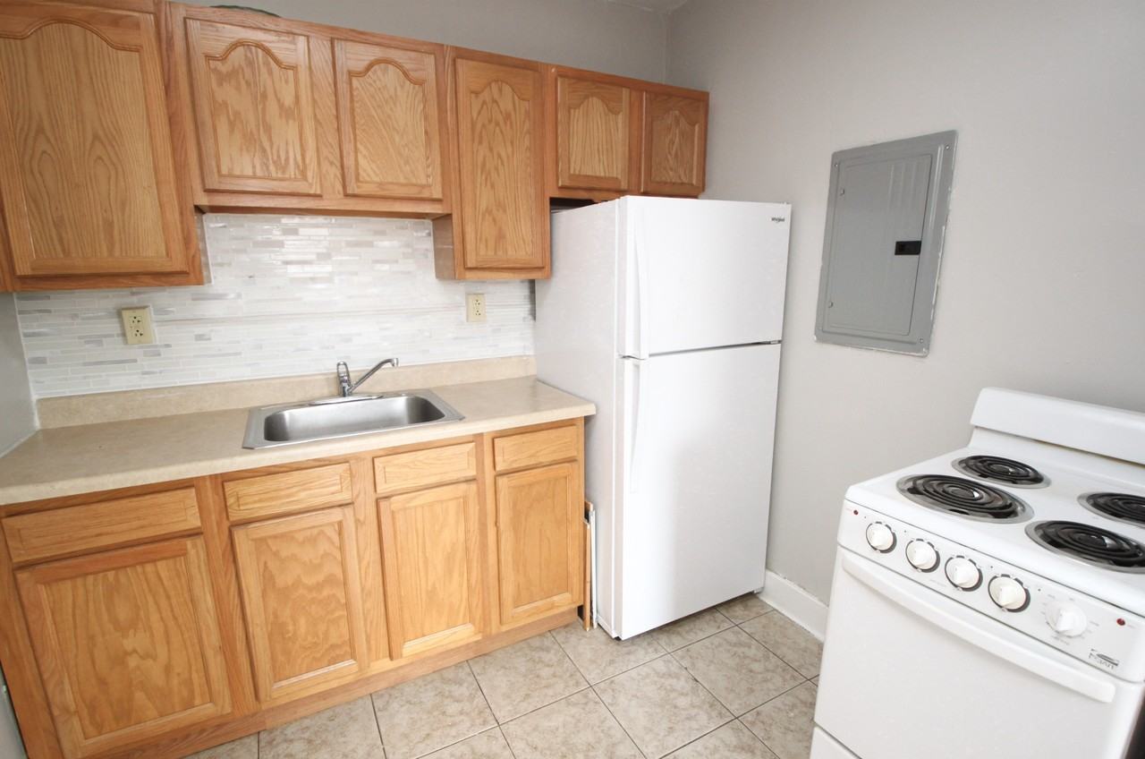 4720 CENTRE AVENUEAPT 7-B #7B - Photo 5 of 10