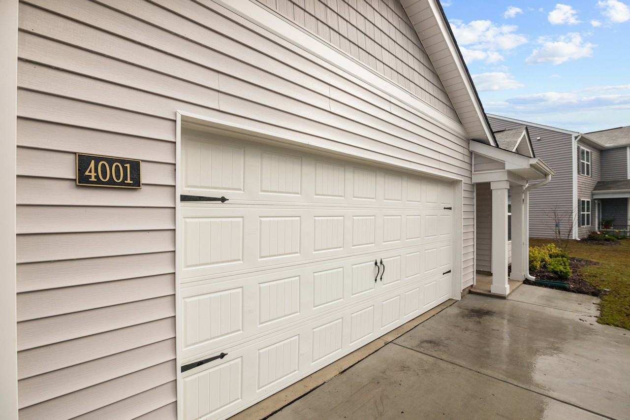 4001 Madeline Farm Blvd #1 - Photo 4 of 50