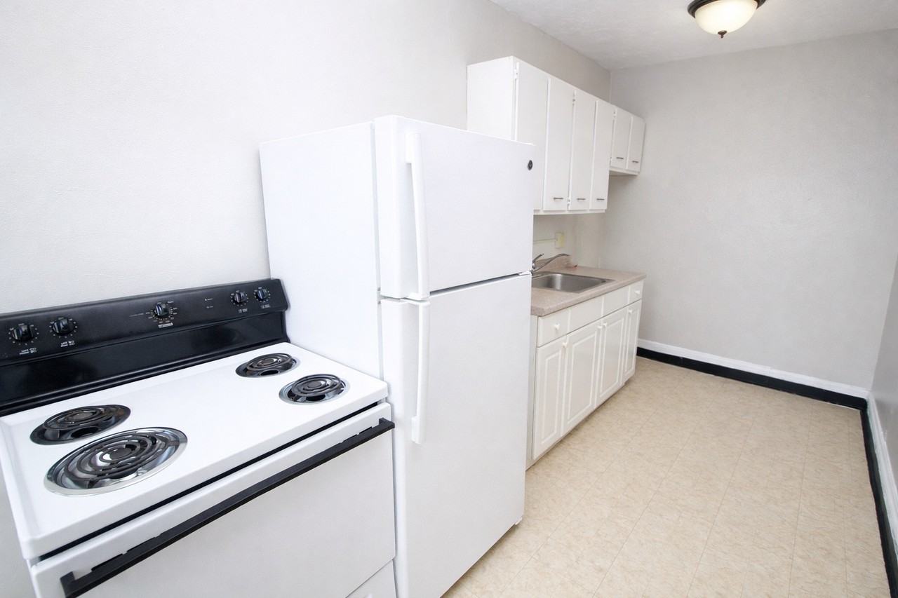 4720 CENTRE AVENUEAPT 4-C #4C - Photo 3 of 10