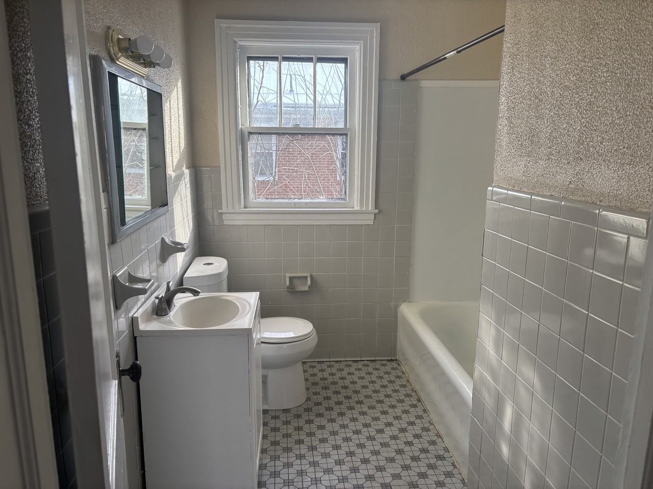 2311 Ohio Ave #2 - Photo 6 of 20