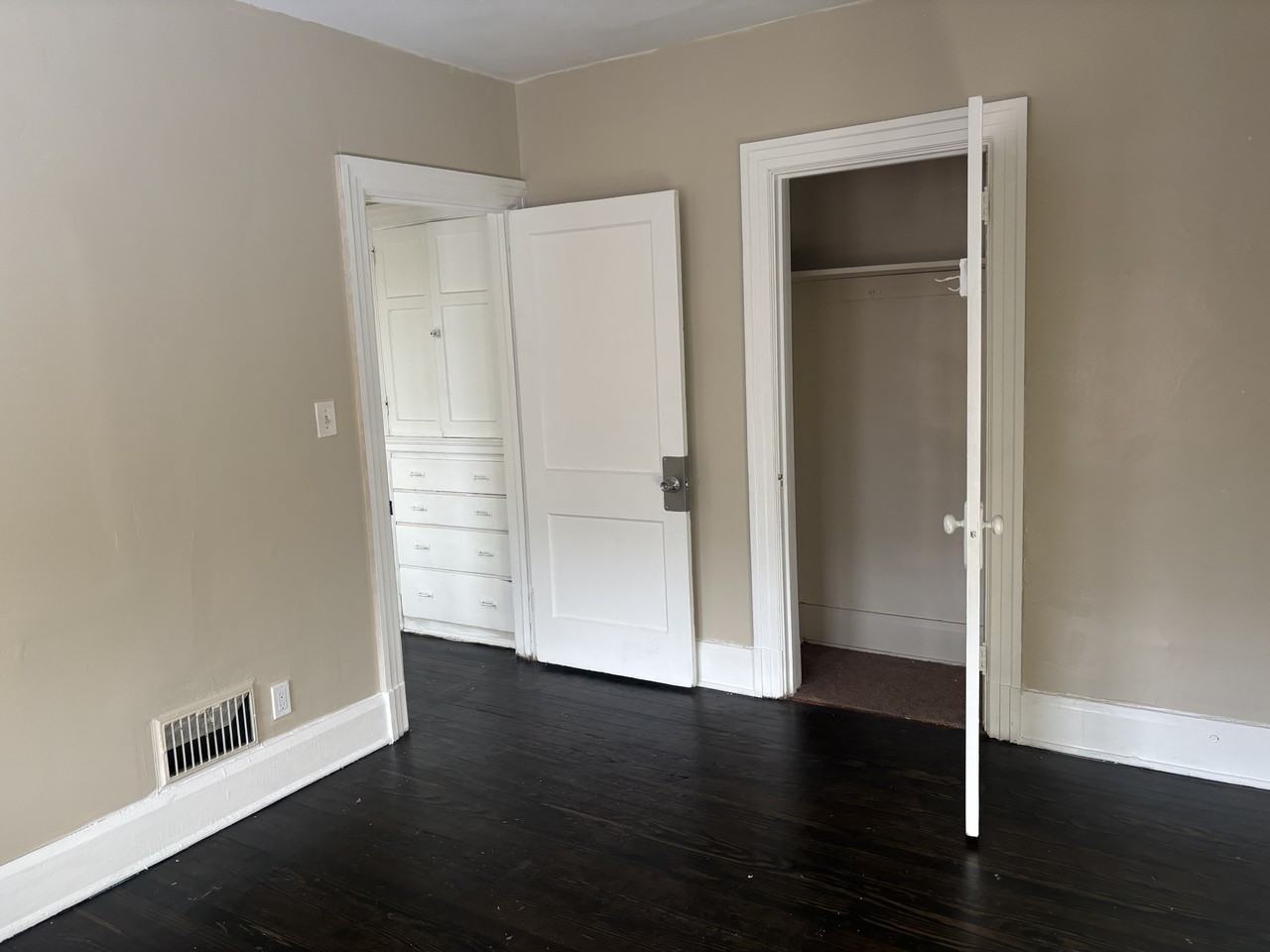 2311 Ohio Ave #2 - Photo 7 of 20