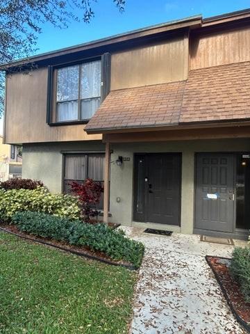 818 Sandtree Drive - Photo 2 of 6