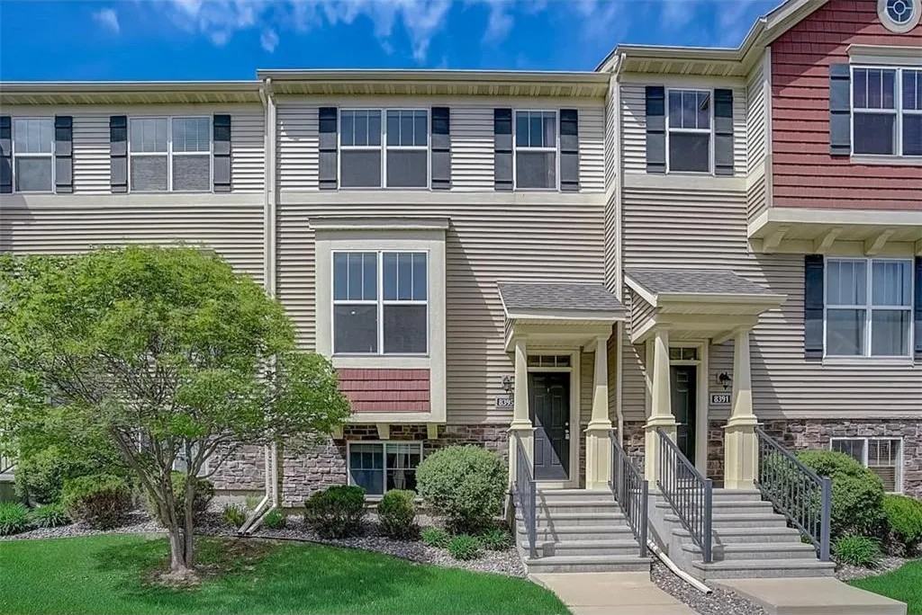 8395 Norwood Ln N #0 - Photo 3 of 20