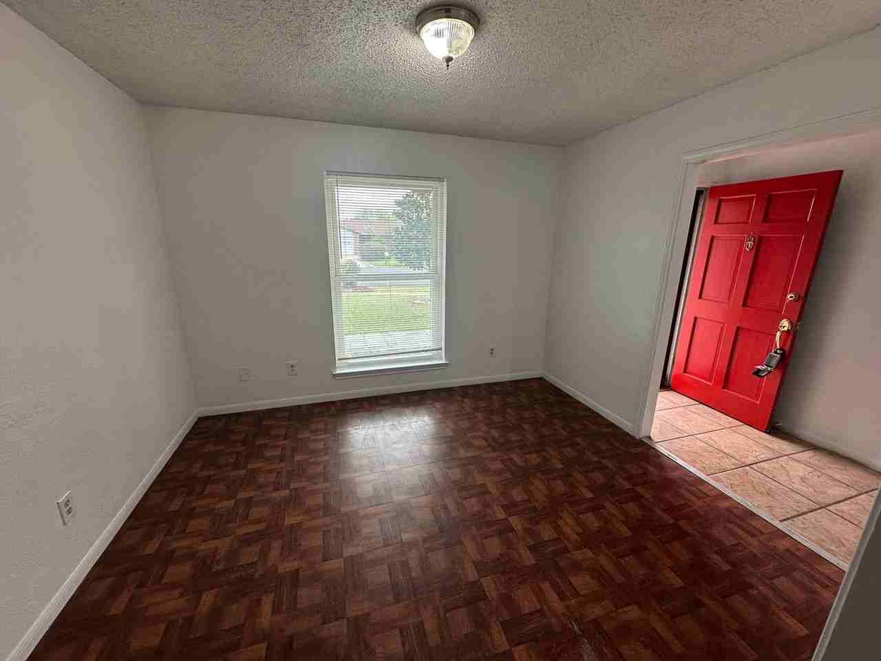 2504 Lake Rd - Photo 6 of 18