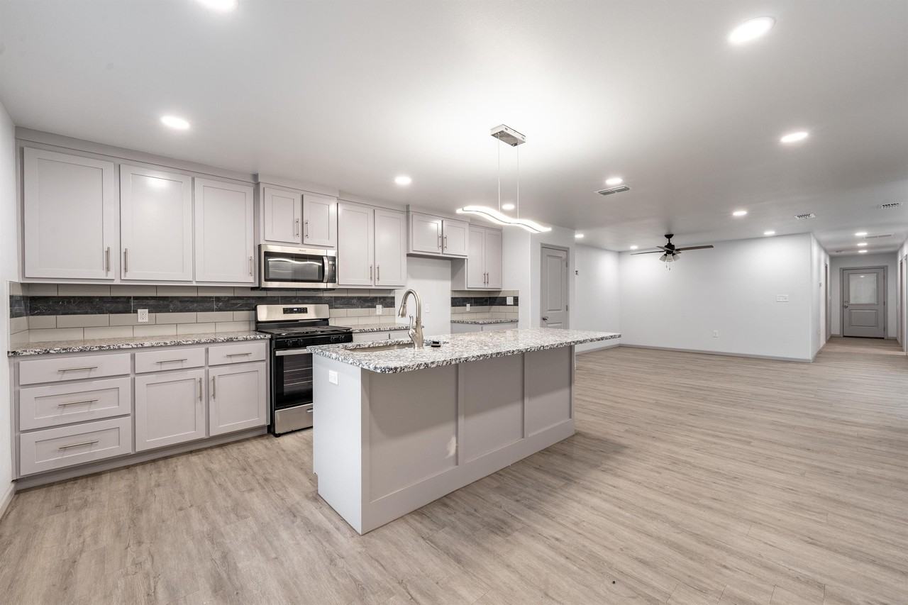 5612 Kemper St #1 - Photo 2 of 8