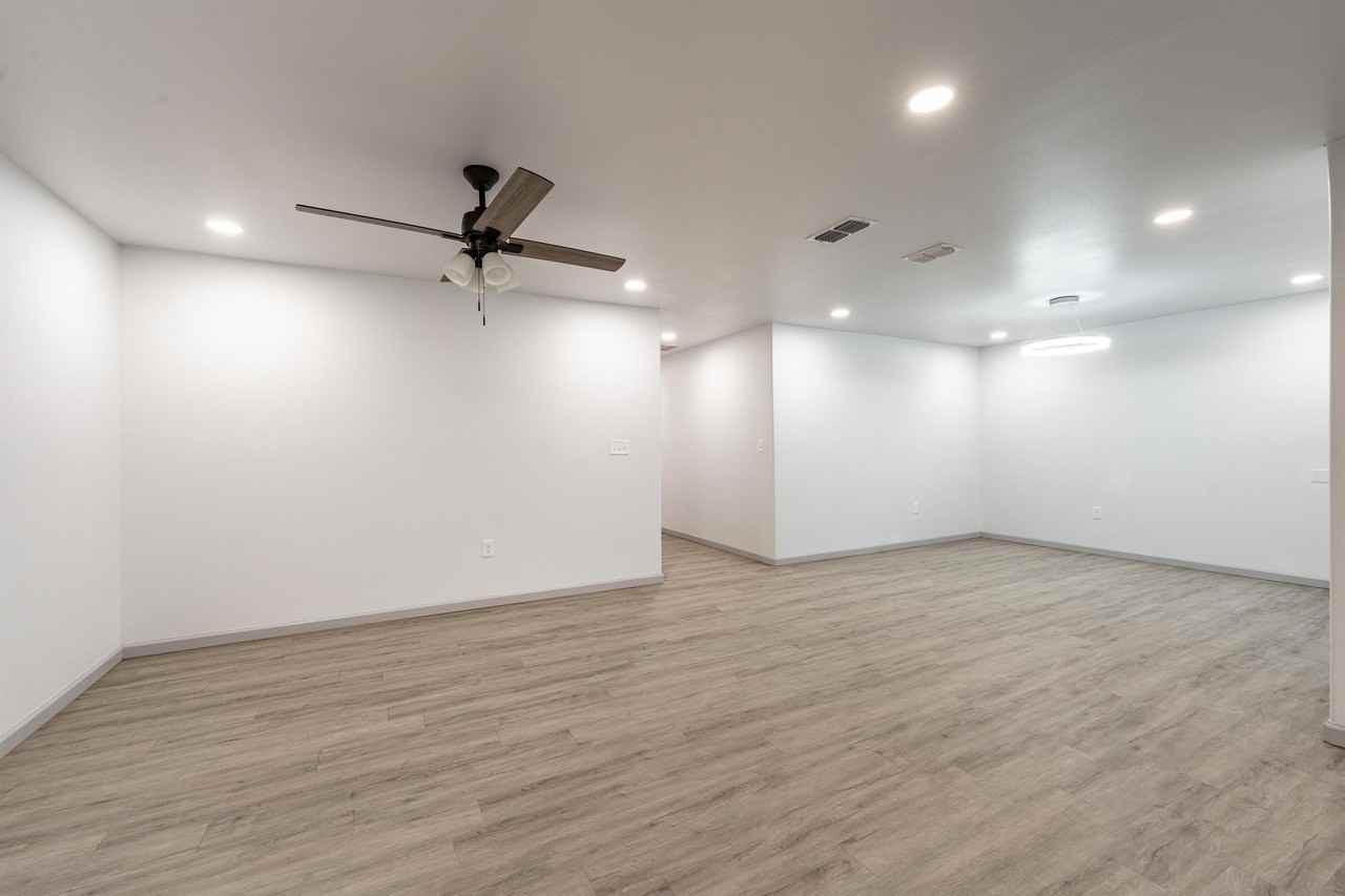 5612 Kemper St #1 - Photo 7 of 8