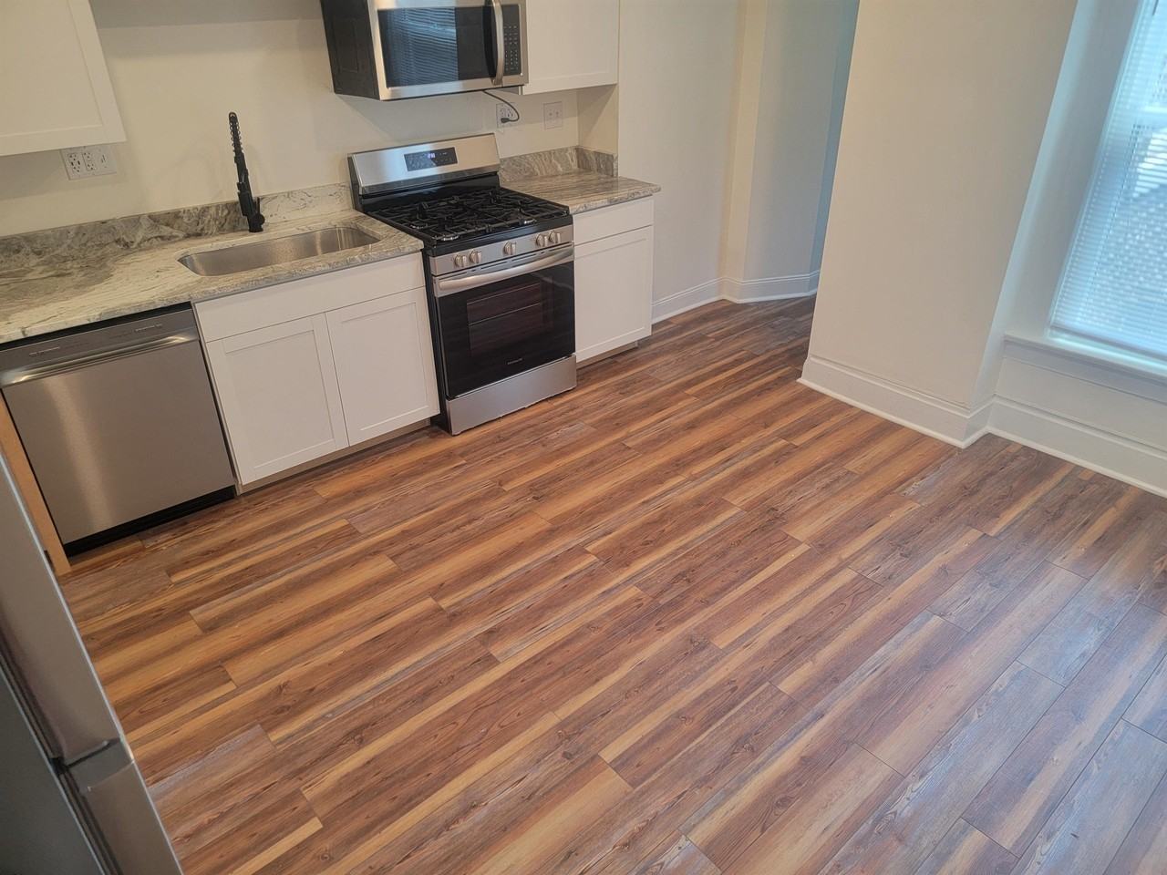 1038 S Ohio Ave #1 - Photo 4 of 8