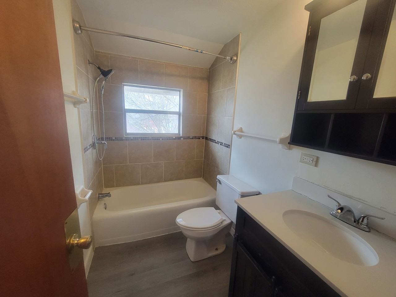 1262 Zettler Rd #1 - Photo 4 of 11