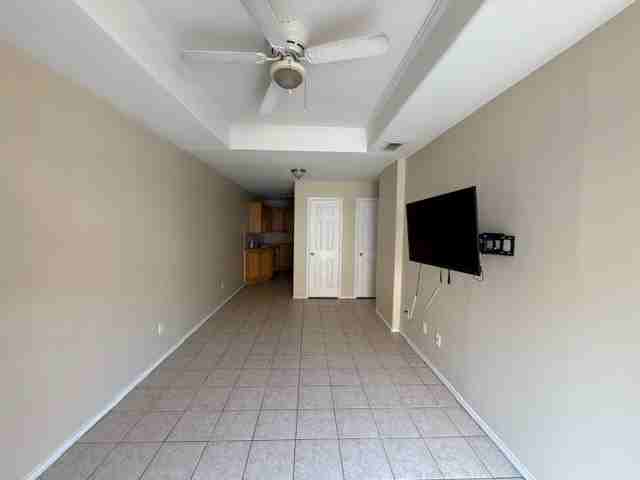 2913 N 31st St #2 - Photo 3 of 8