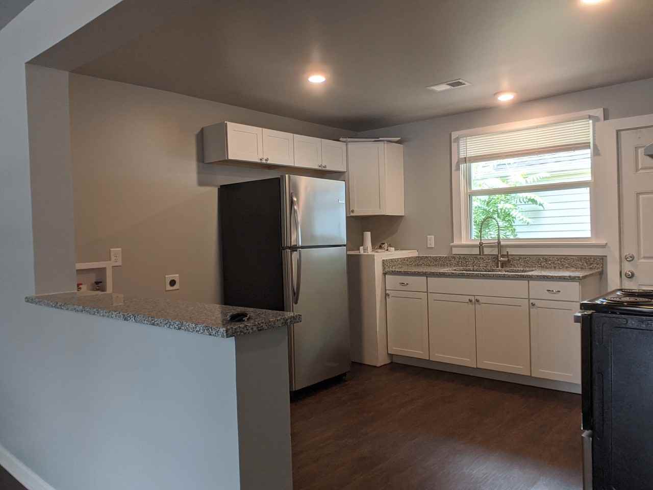 1419 22nd Ave N #2 - Photo 4 of 8