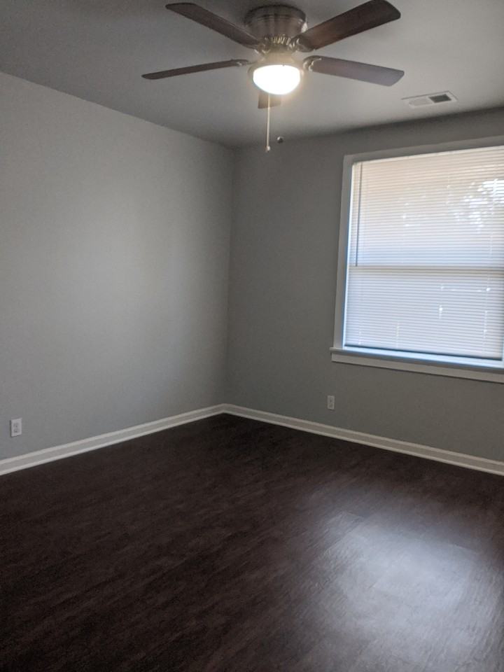 1419 22nd Ave N #2 - Photo 7 of 8