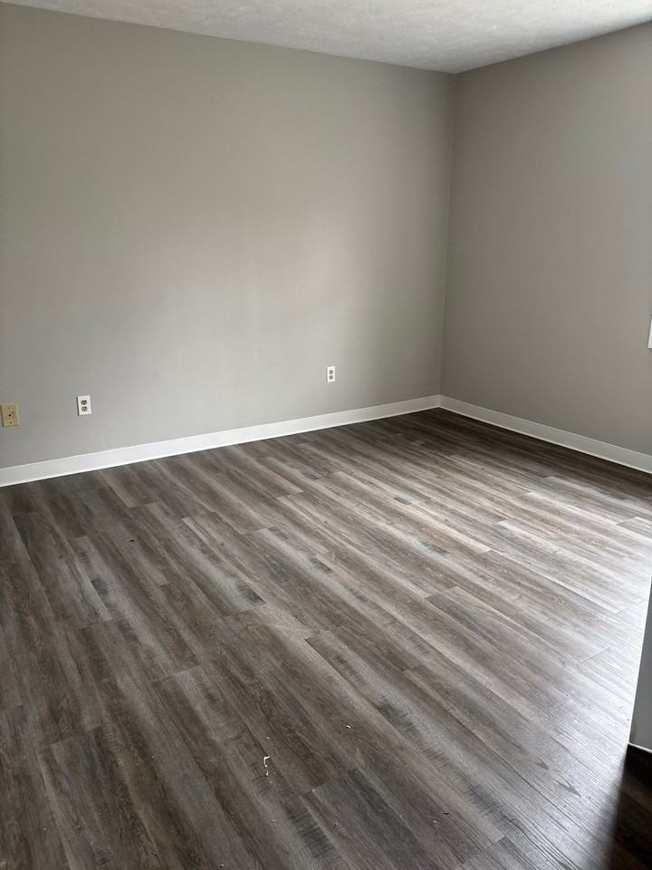 1286 Fairground Rd #1 - Photo 2 of 7