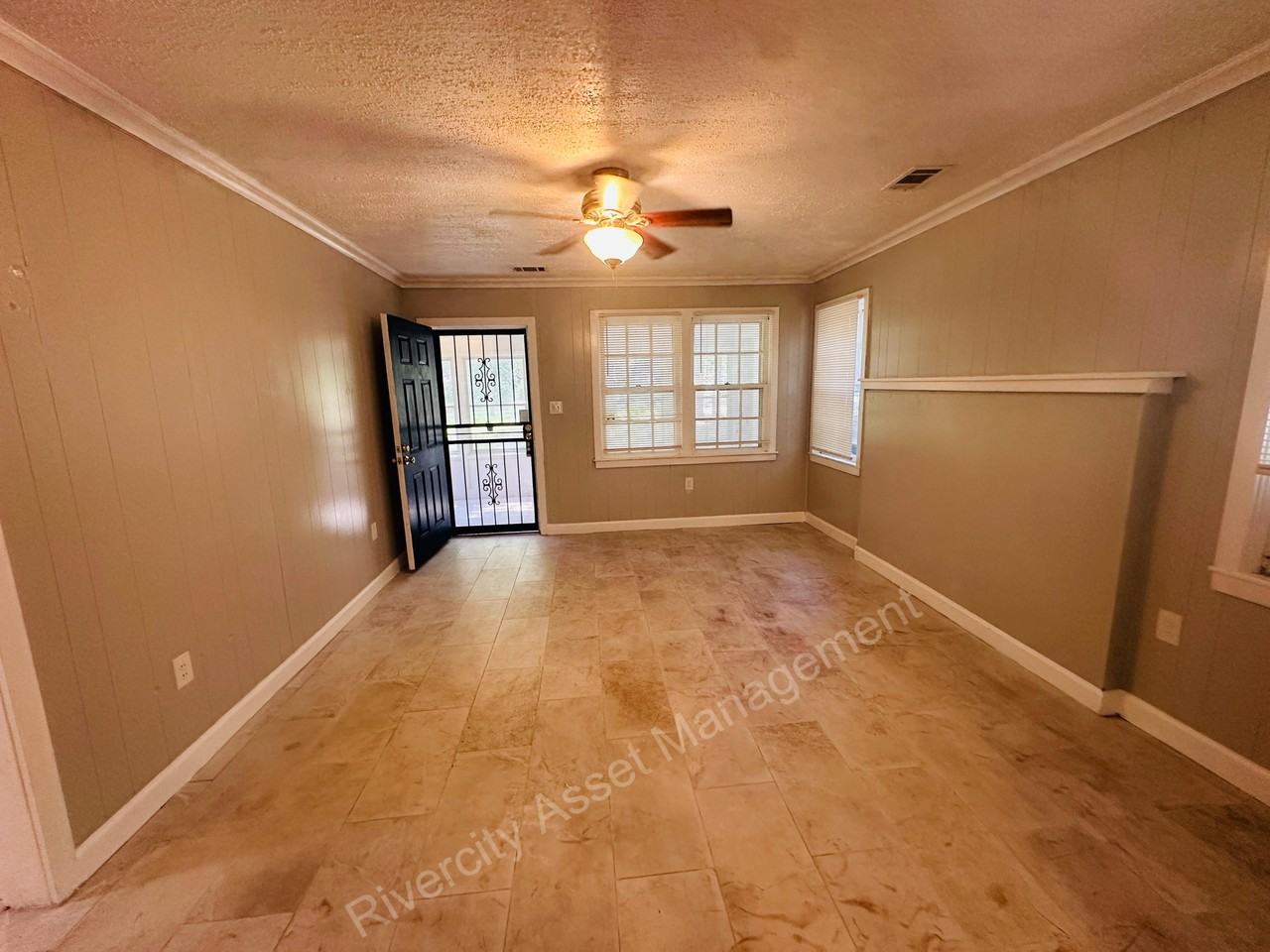3636 E Mallory Ave #1 - Photo 6 of 14