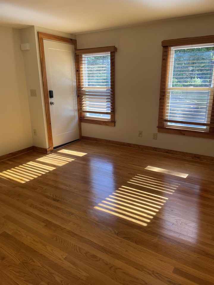 17 Johnston Ave #17-1stFL - Photo 7 of 16