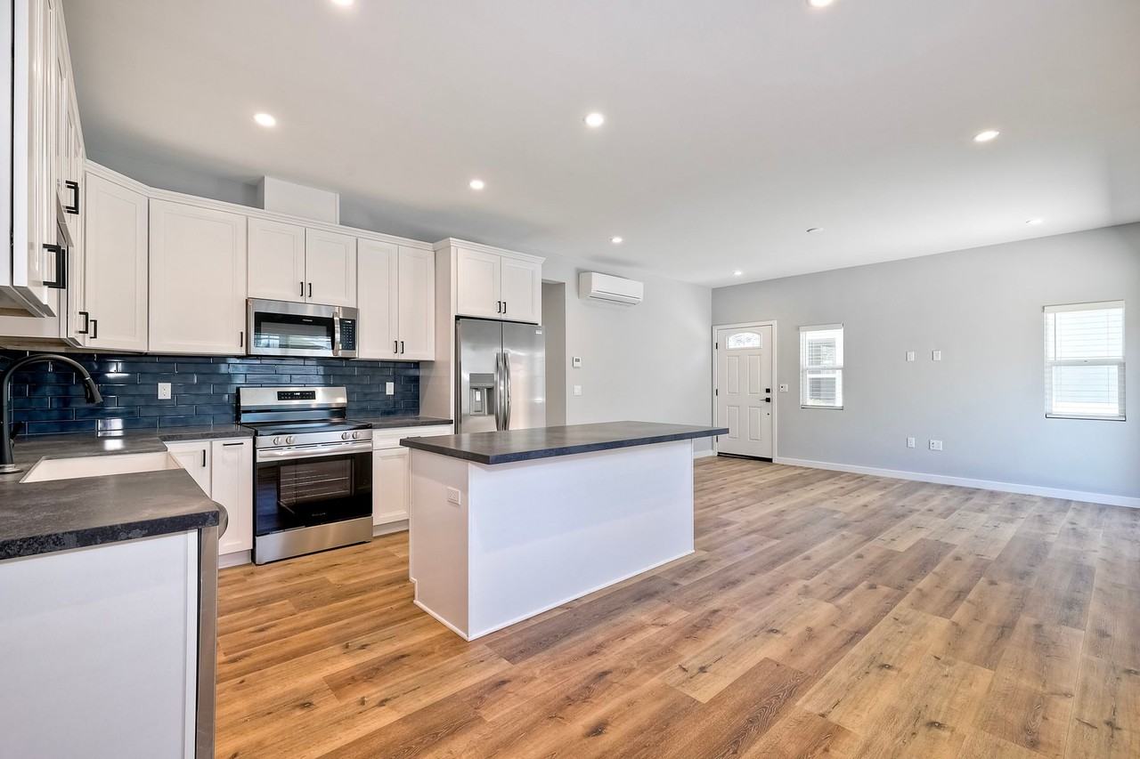 6838 Tower Street - 1Unit 1 #1 - Photo 3 of 19