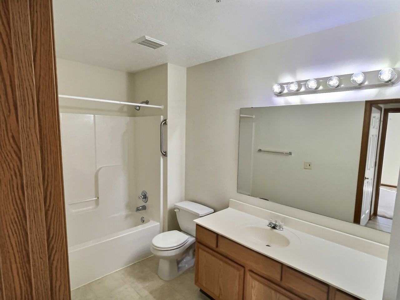 345 Gail Ave Ne #345 - Photo 5 of 14