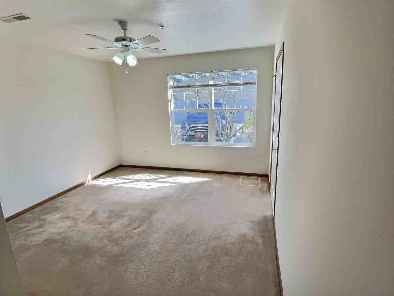 345 Gail Ave Ne #345 - Photo 6 of 14