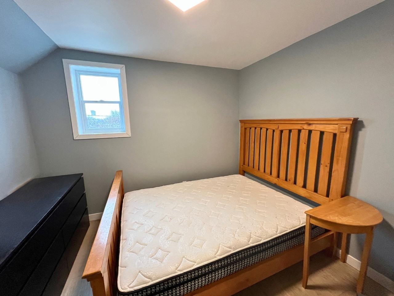 129 Colborne St Uppr - Photo 4 of 8