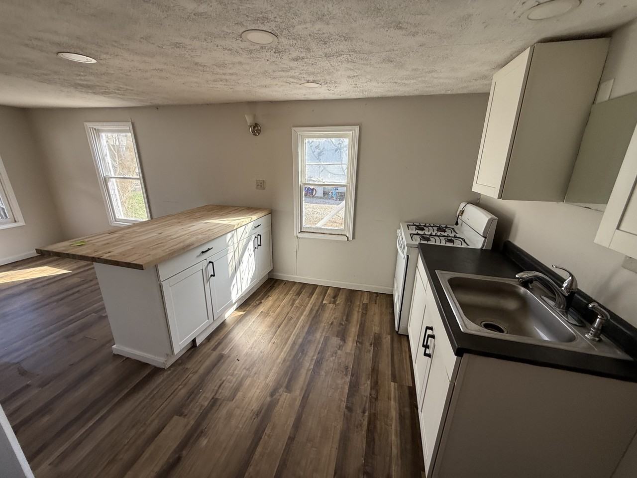 1707 E Memorial Dr #2REARUNIT - Photo 2 of 5