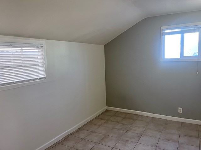 915 40th Ave #1 - Photo 5 of 10