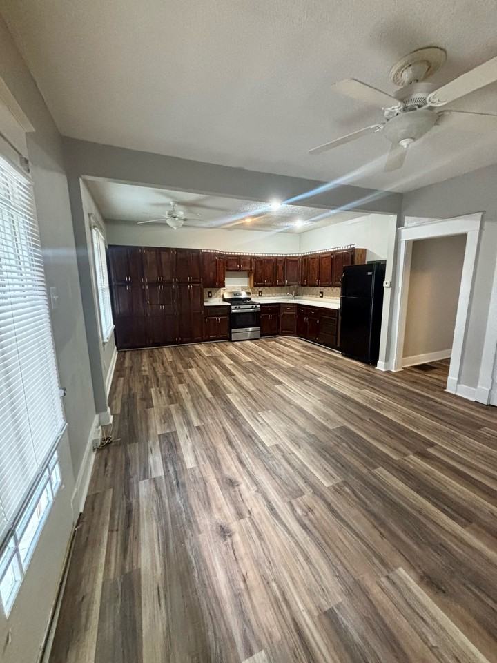 1015 Sale Ave #1 - Photo 2 of 9