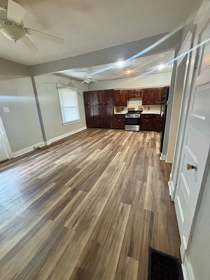 1015 Sale Ave #1 - Photo 3 of 9