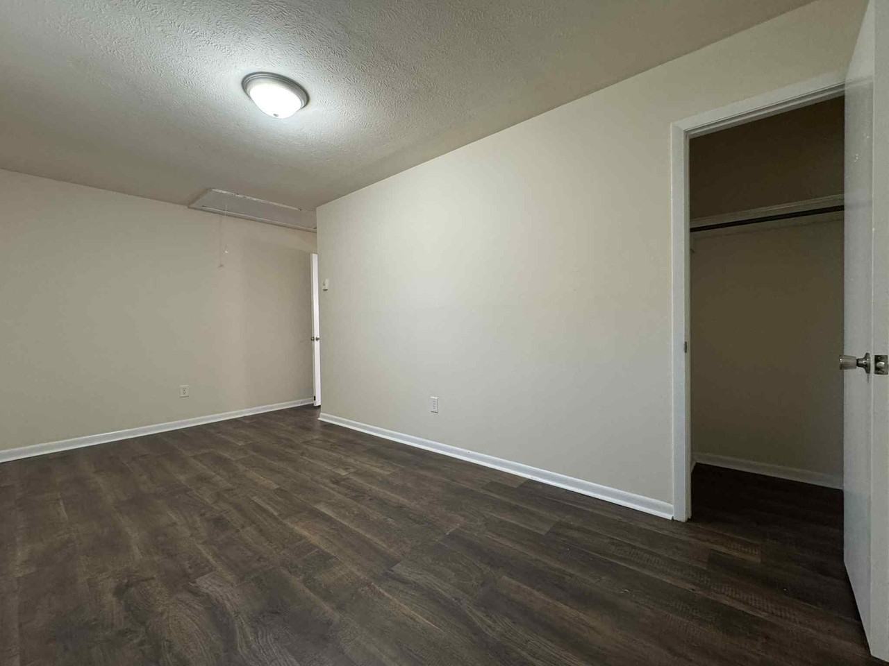 2107 Southland Dr #B - Photo 3 of 14