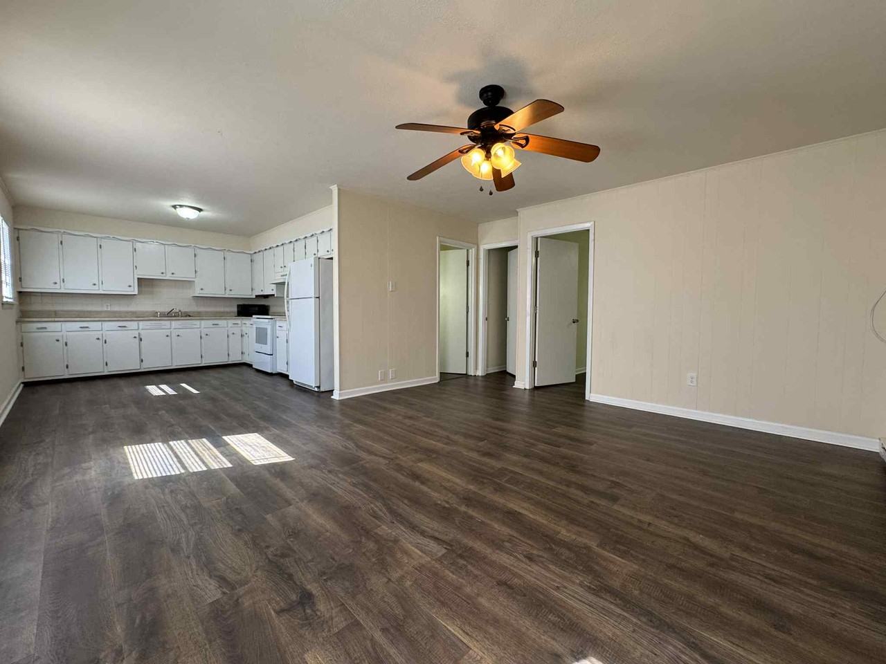 2107 Southland Dr #B - Photo 6 of 14