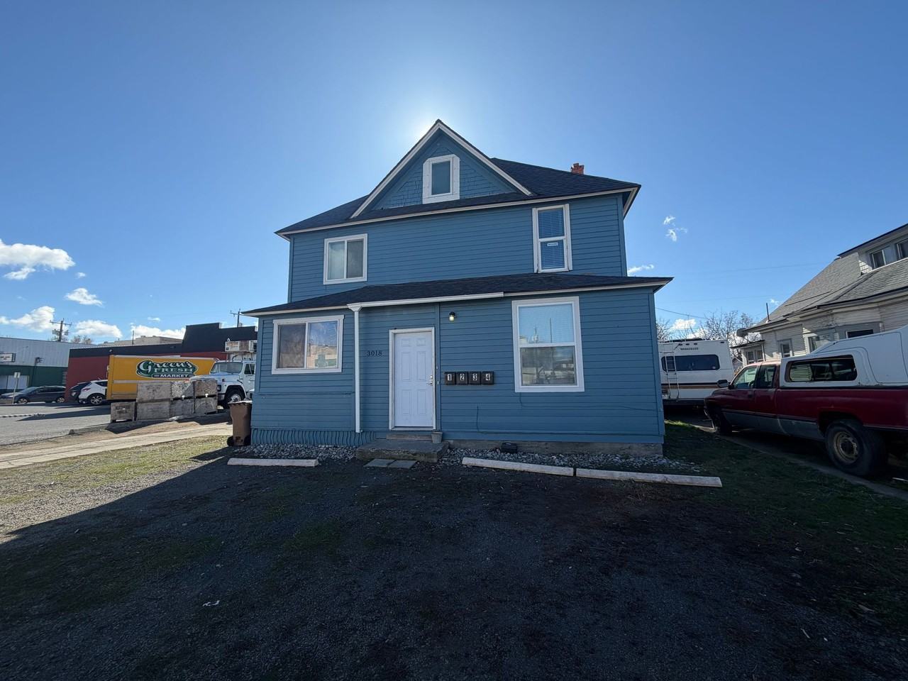3018 East Olympic - Photo 2 of 4