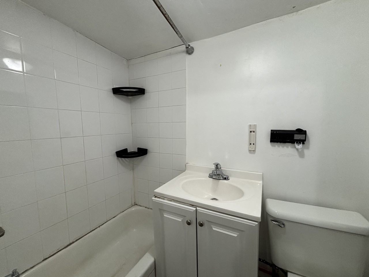 247 Inslee Place - Photo 5 of 6