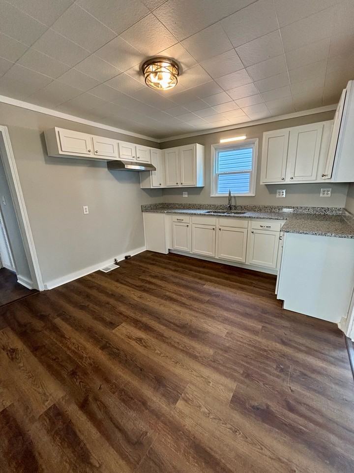 3707 Powell Ave #1 - Photo 4 of 11