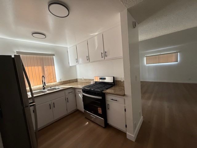 1116 Gladys Ave #1116B - Photo 6 of 9